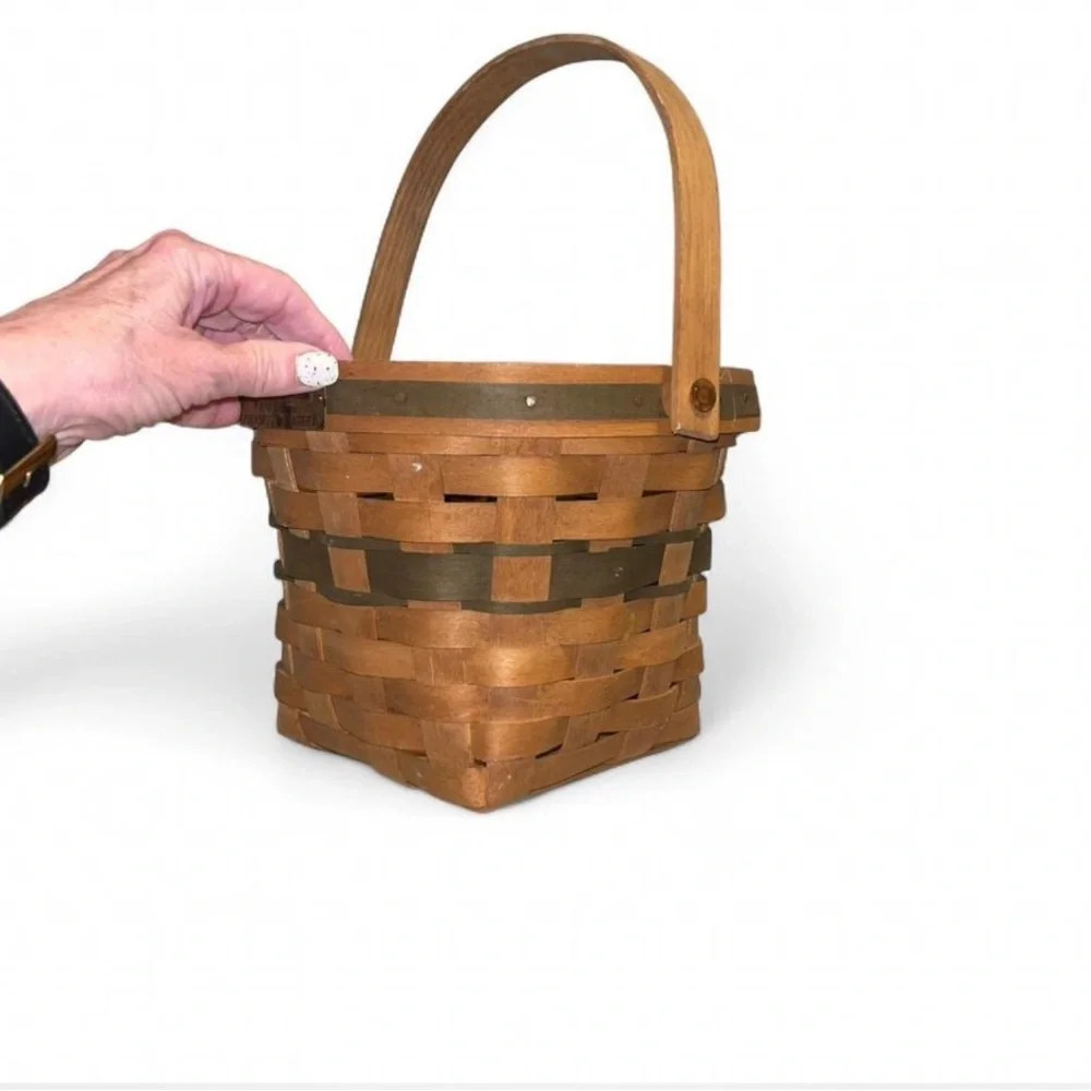 Longaberger Brown and Olive Woven Basket 1988 Christmas Collection Poinsettia